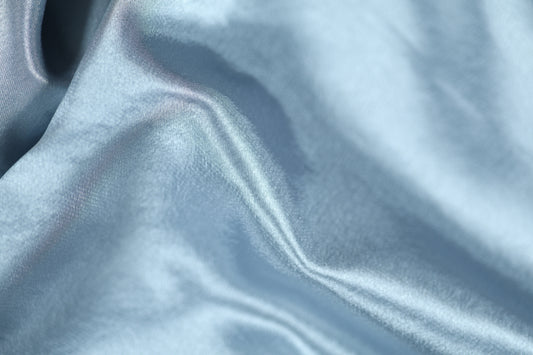 Leichter Satin Stoff in zartem Hellblau