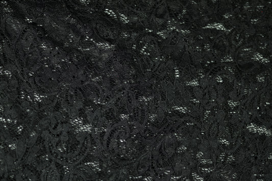 Hochwertiger Spitzenstoff in Schwarz – ideal für festliche Anlässe