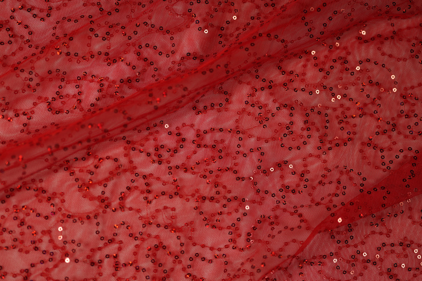 Spitzenstoff in Rot – elegant und fein verarbeitet