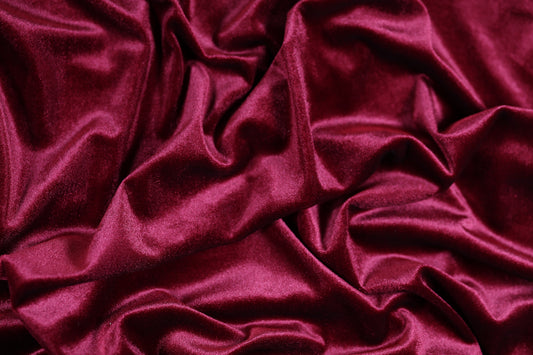 Weicher Modestoff in zartem Altrosa – luxuriöse Textur