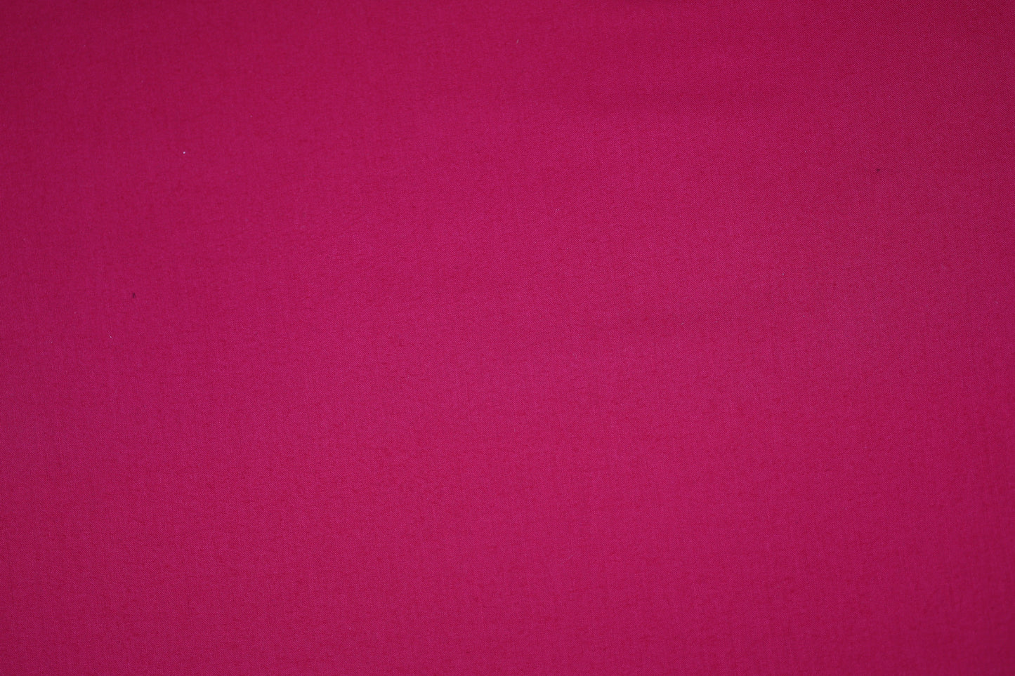 Einfarbiger Baumwollstoff in Himbeerrot – ideal für Kleidung, Accessoires und Dekoration