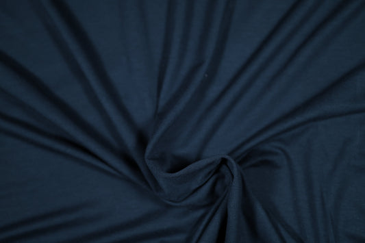 Jersey Stoff aus Viskose in Dunkelblau – perfekt für Shirts und Kleider