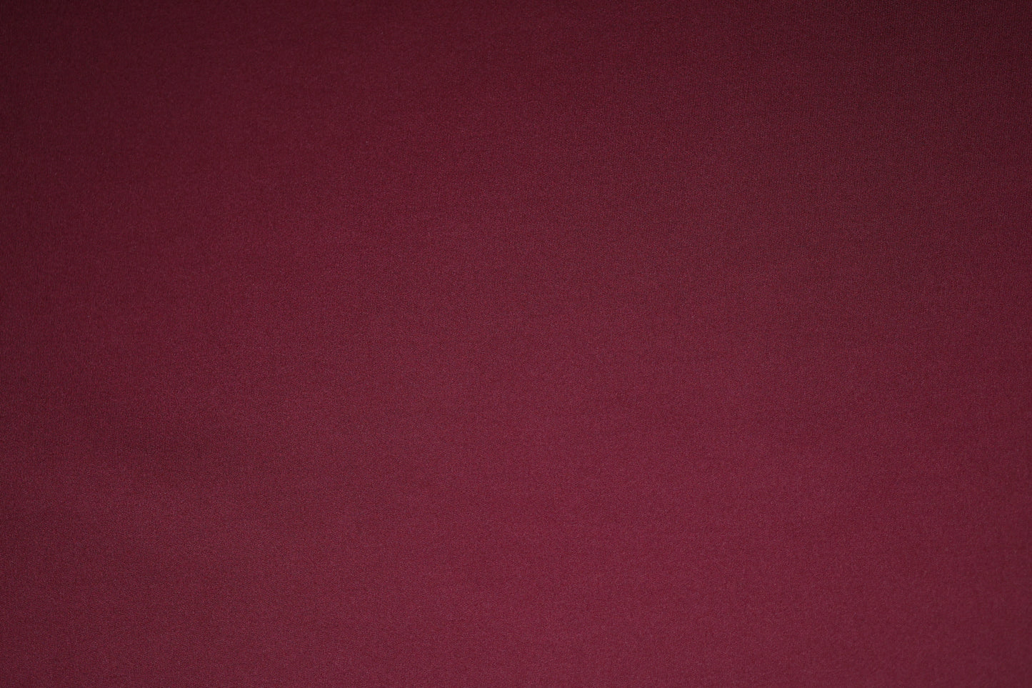 Elastischer Scuba Jersey in tiefem Bordeaux – vielseitig einsetzbar für Modeprojekte