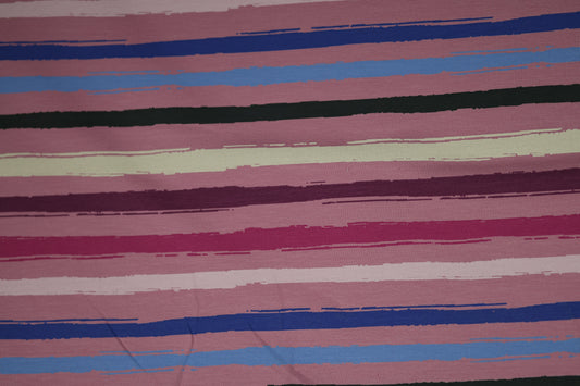 Kinderstoff mit bunten Streifen – lebendig und kreativ.