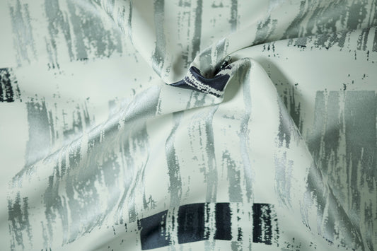 Zeitloses Design in Grau mit Strukturmuster