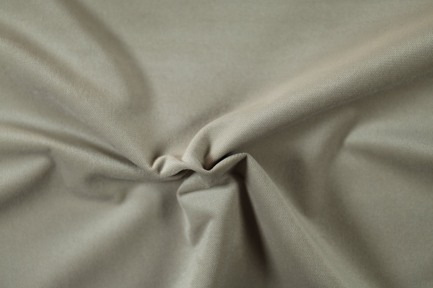 Möbelstoff in Beige – ideal für Polstermöbel und Dekoration