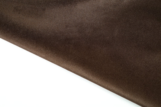 Möbelstoff in Braun – ideal für warme Einrichtung