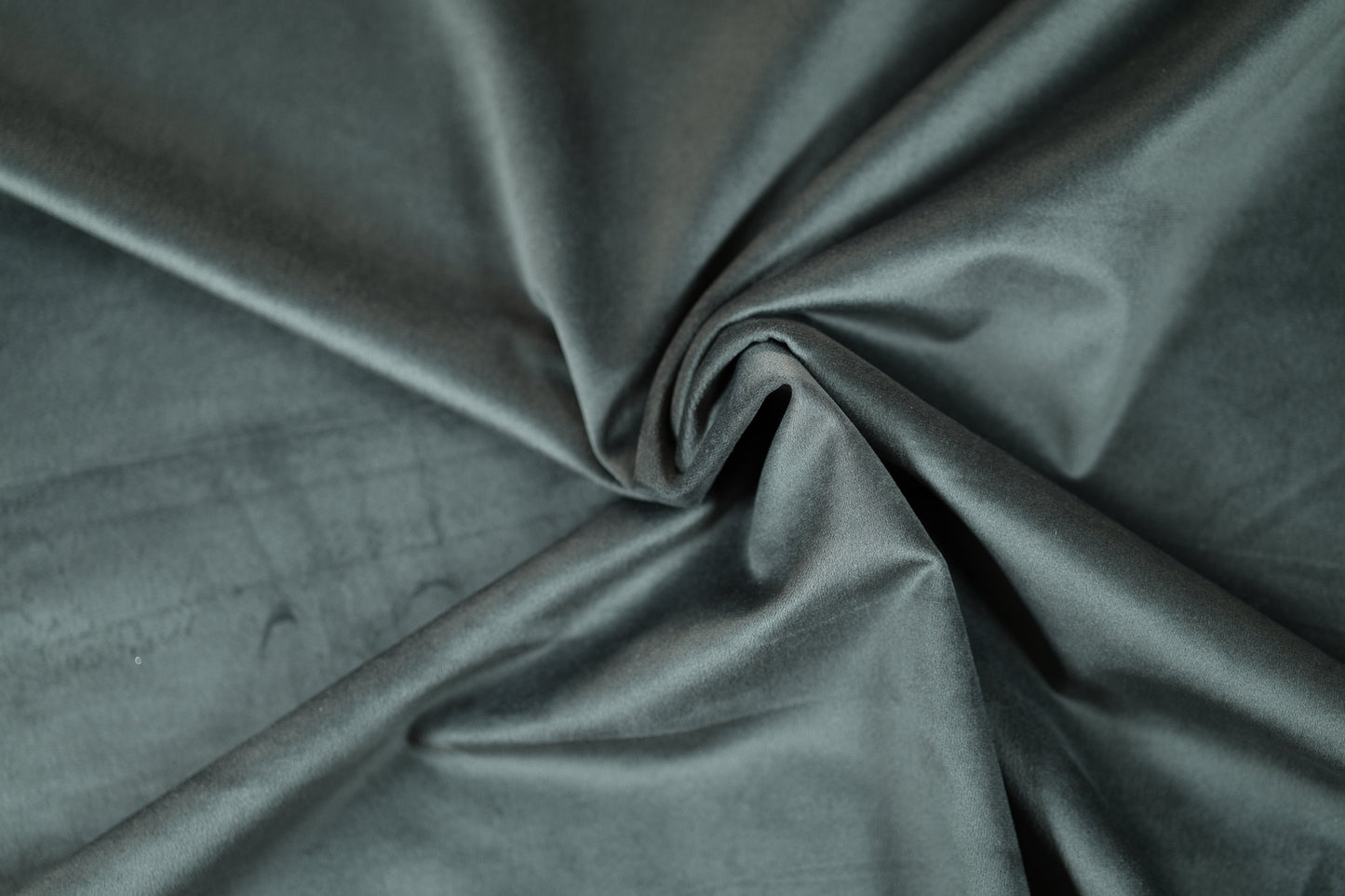 Verdunklungsstoff – Graublau – lichtundurchlässiger Verdunklungsstoff aus Polyester. Blackout Stoff