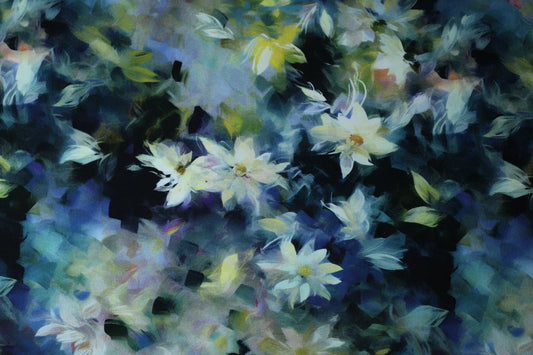 Viskose â BlĂŒtenmeer in Blau und WeiĂ â ideal fĂŒr Sommerkleidung, Blusen und Accessoires