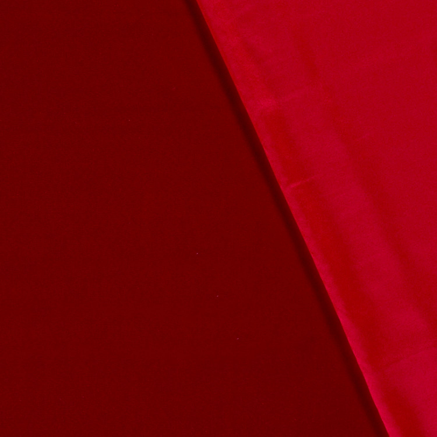 Satin Stretch Stoff Dunkelrot – Struktur