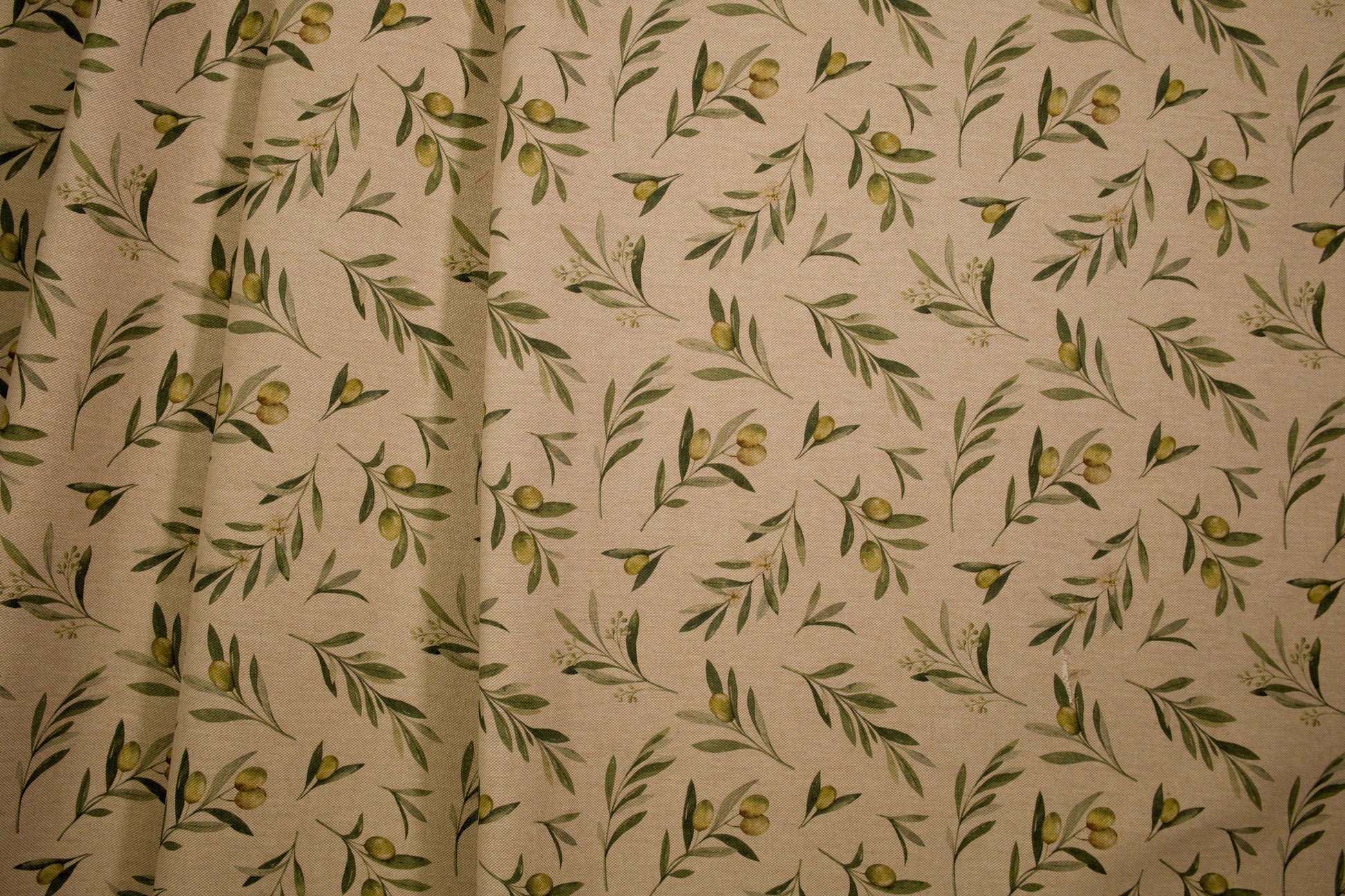 Detailansicht Olivenzweig-Motiv auf Baumwollmischung