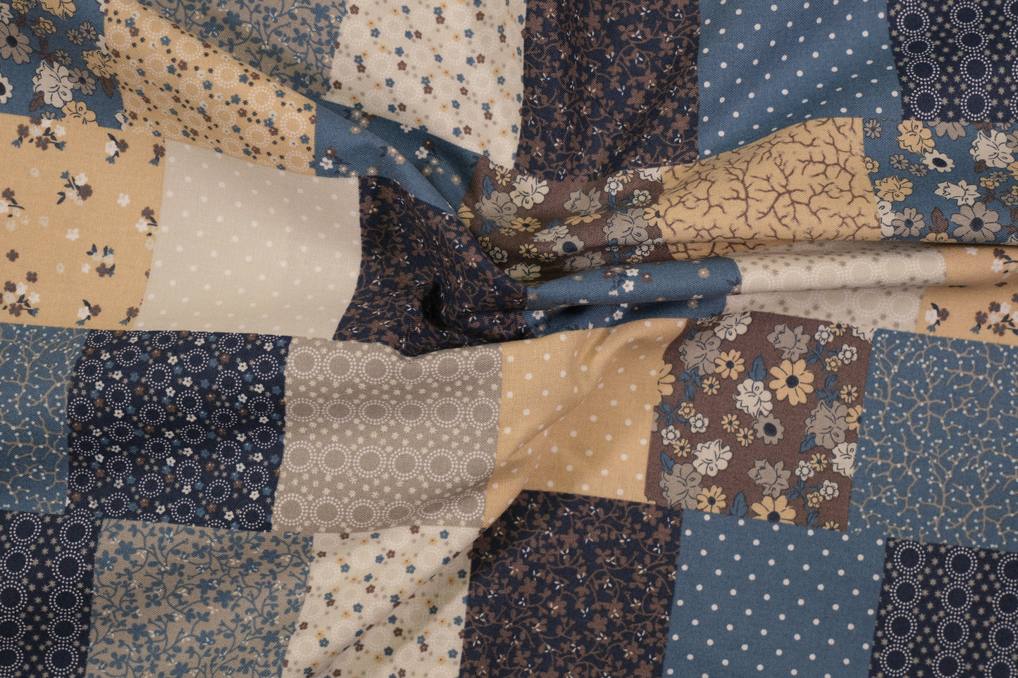 Baumwollstoff Patchwork Vintage -  Nahaufnahme der Materialqualität 140cm