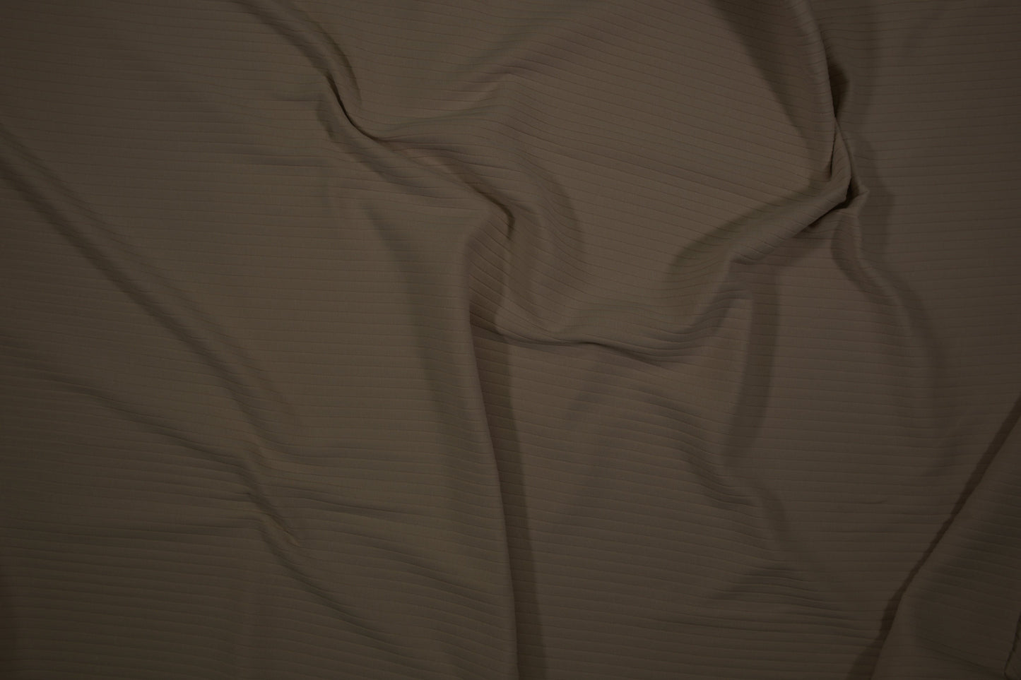 Weicher Rip Jersey in Braun mit feiner Struktur