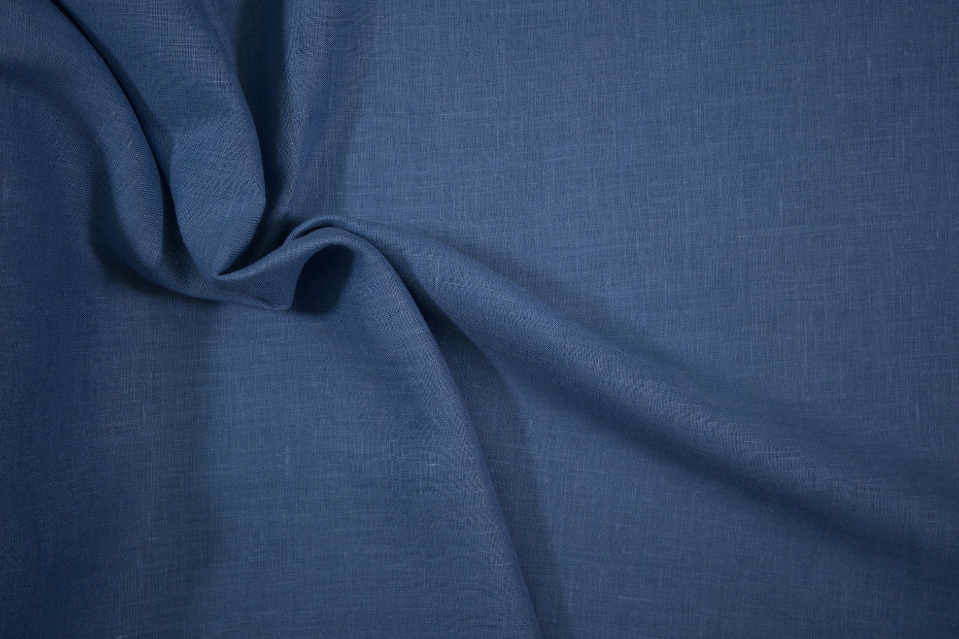 Uni Leinen Hellblau – Detailaufnahme der Stoffstruktur