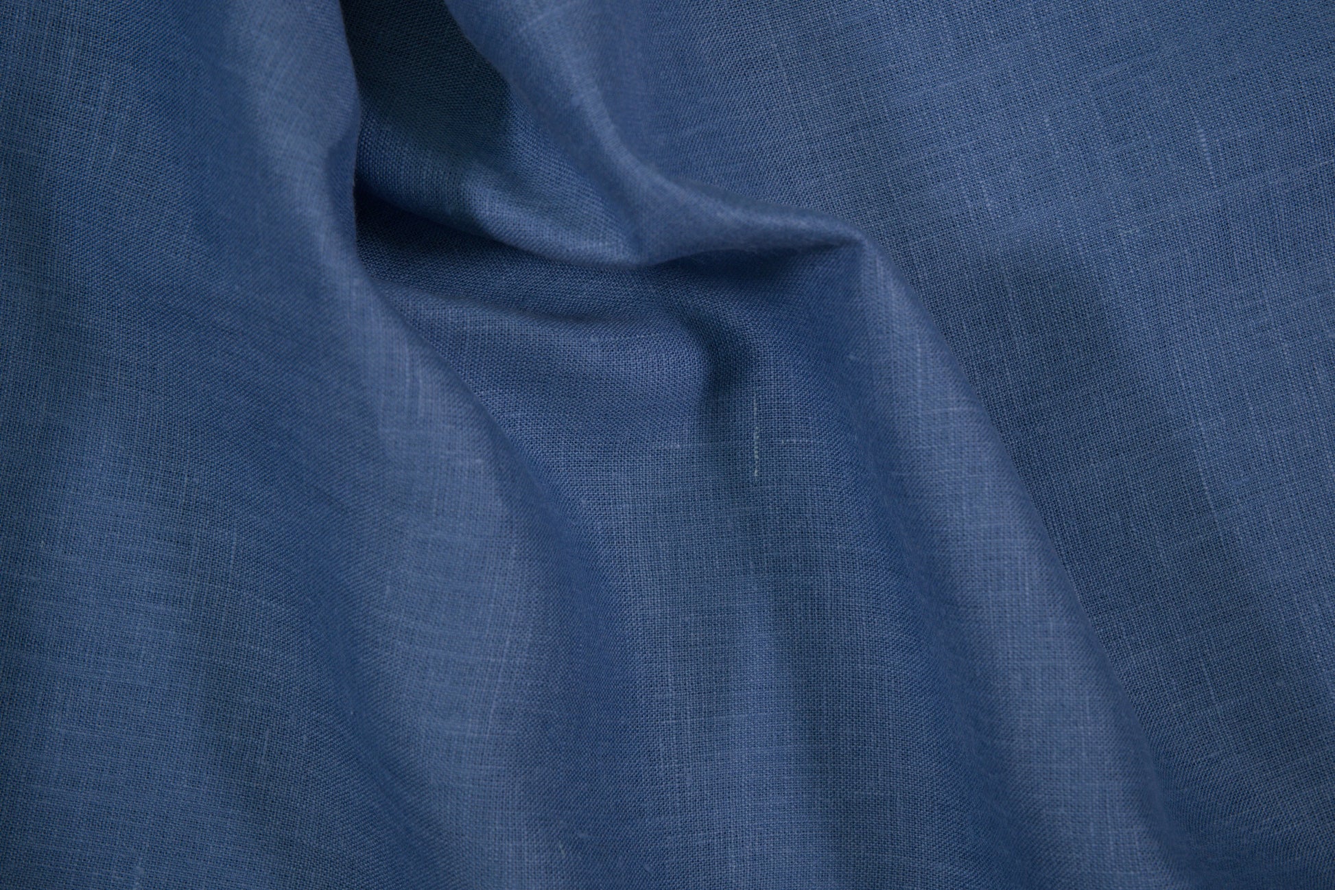 Uni Leinen Hellblau – ideal für leichte Kleidung