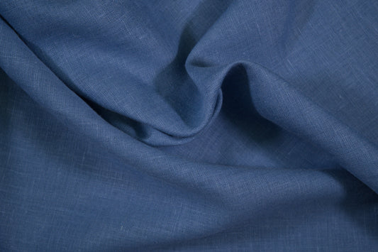 100% Leinen in Hellblau – luftiger Sommerstoff