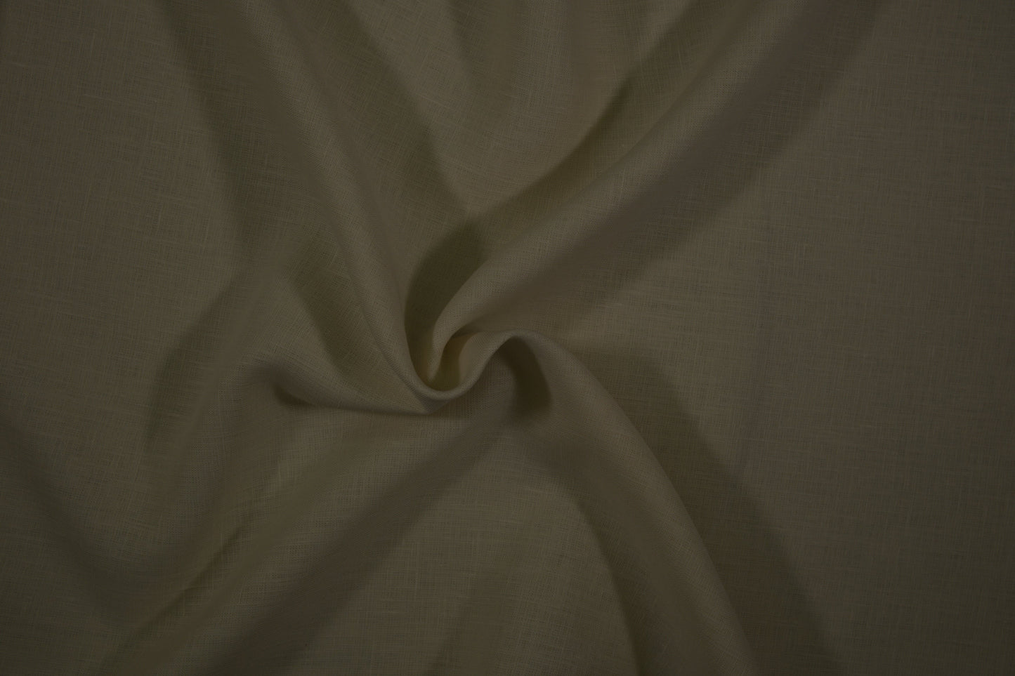 Beiger Leinenstoff – feine Struktur für Kleidung und Heimtextilien