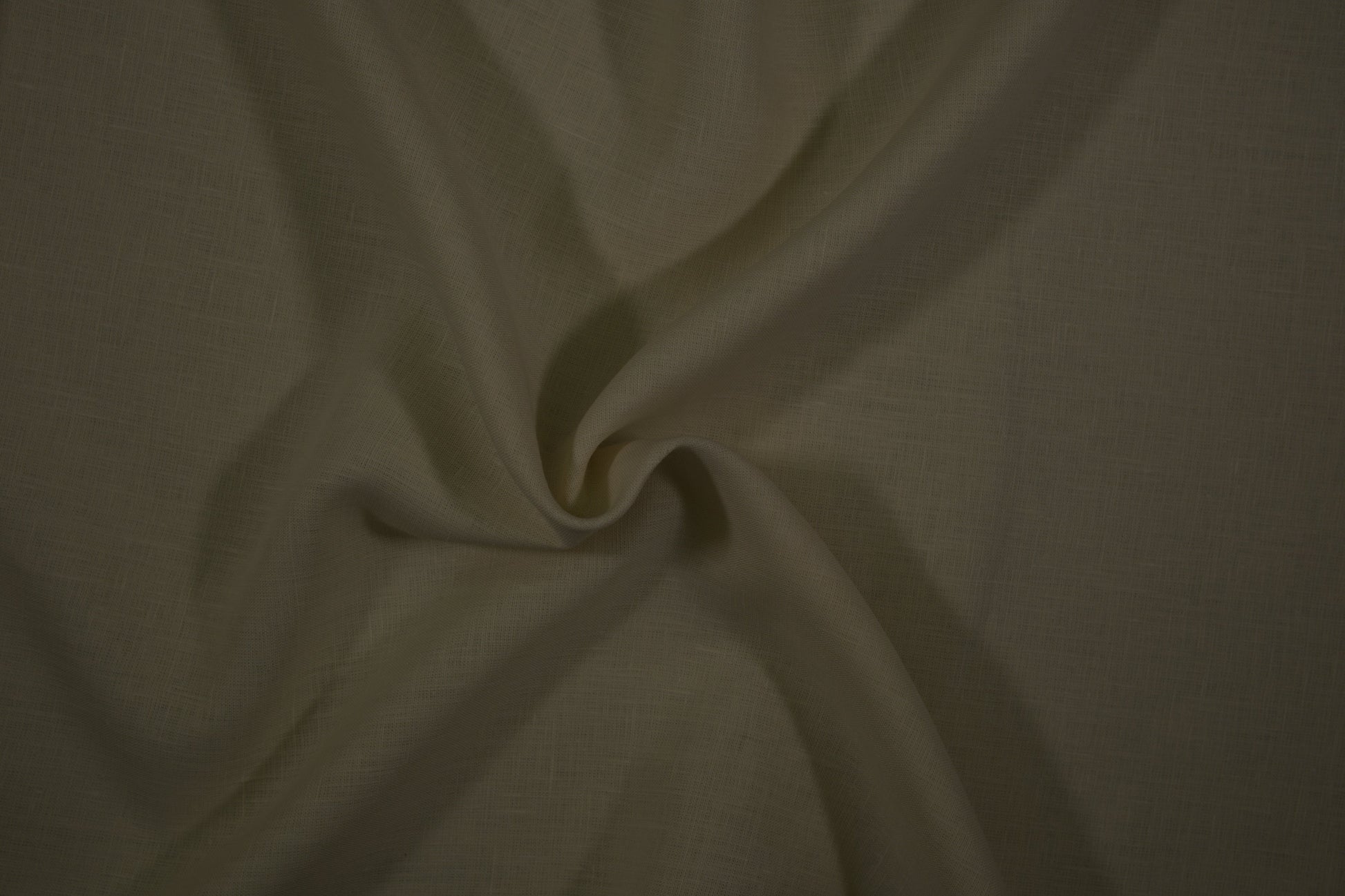 Beiger Leinenstoff – feine Struktur für Kleidung und Heimtextilien