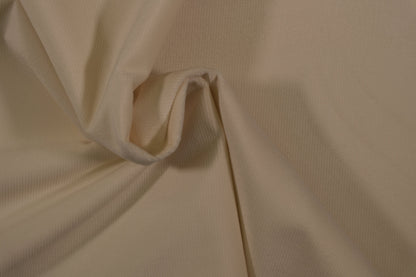 Möbelstoff in Uni-Creme mit glatter, feiner Struktur – ideal für Stühle und Sofas