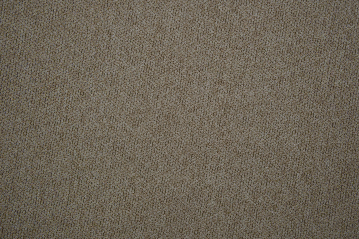 Möbelstoff Bouclé in Sandbeige als Polsterstoff für Sofa und Sessel Detailaufnahme der Stoffstruktur