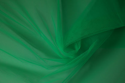 Feiner Tüll in Grasgrün – vielseitig einsetzbar für kreative Nähideen