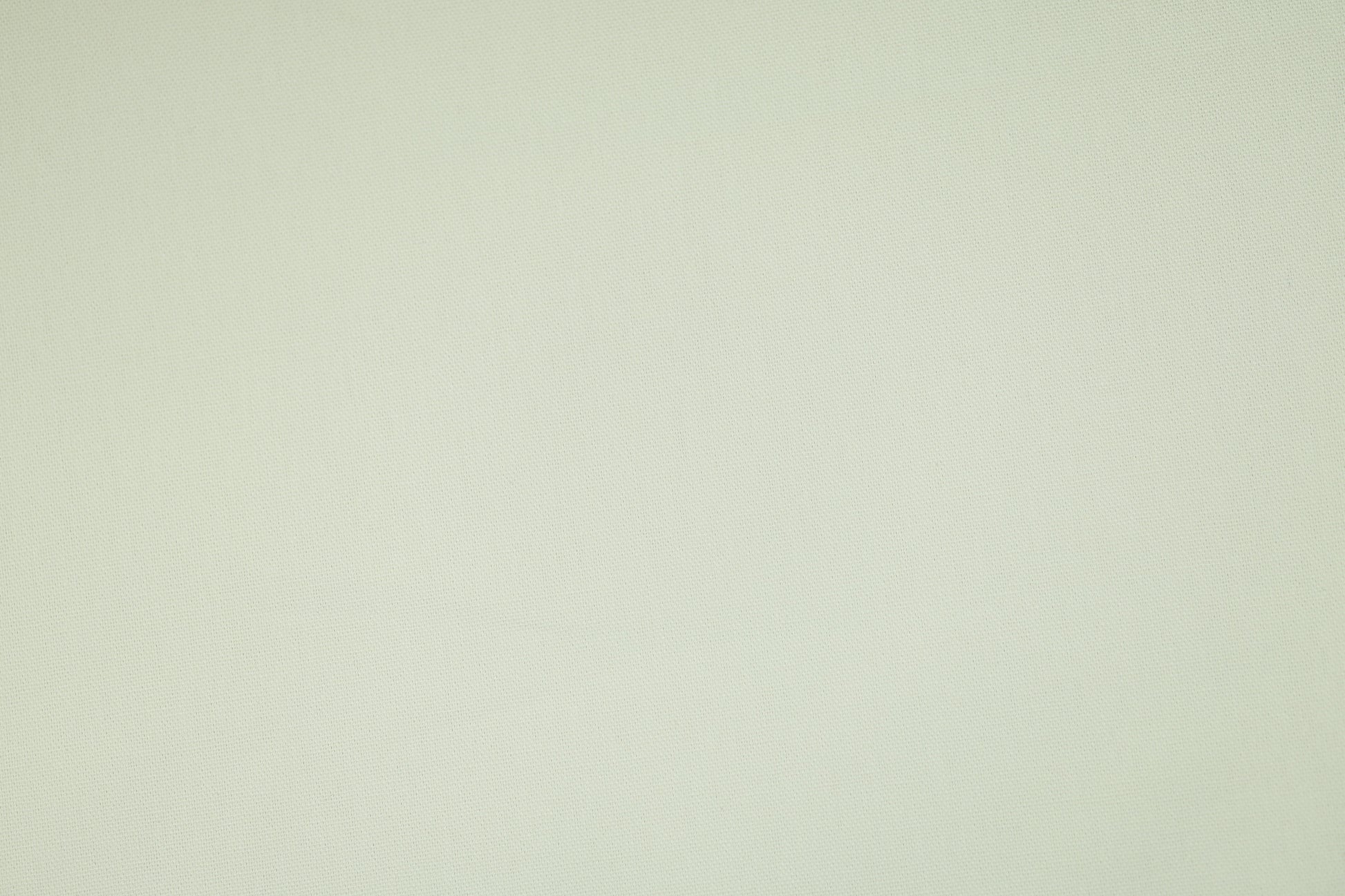 Naturweißer Canvas Stoff – vielseitig und stabil