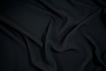 Krepp Viskose in Schwarz – weich, fließend und perfekt für Kleidung.