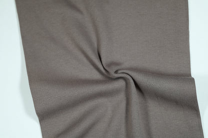 Bündchenstoff in edlem Taupe – ideal für moderne Nähprojekte