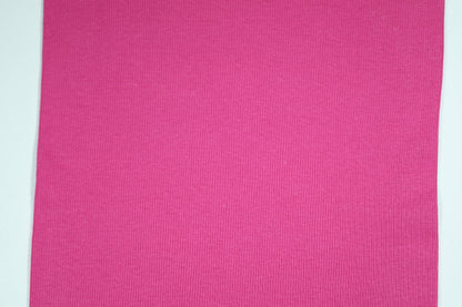 Dehnbarer Bündchenstoff in Fuchsia – weich und modisch für Kinderkleidung
