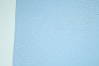 Hellblauer Bündchenstoff aus Baumwolle – weich und dehnbar 34cm breit