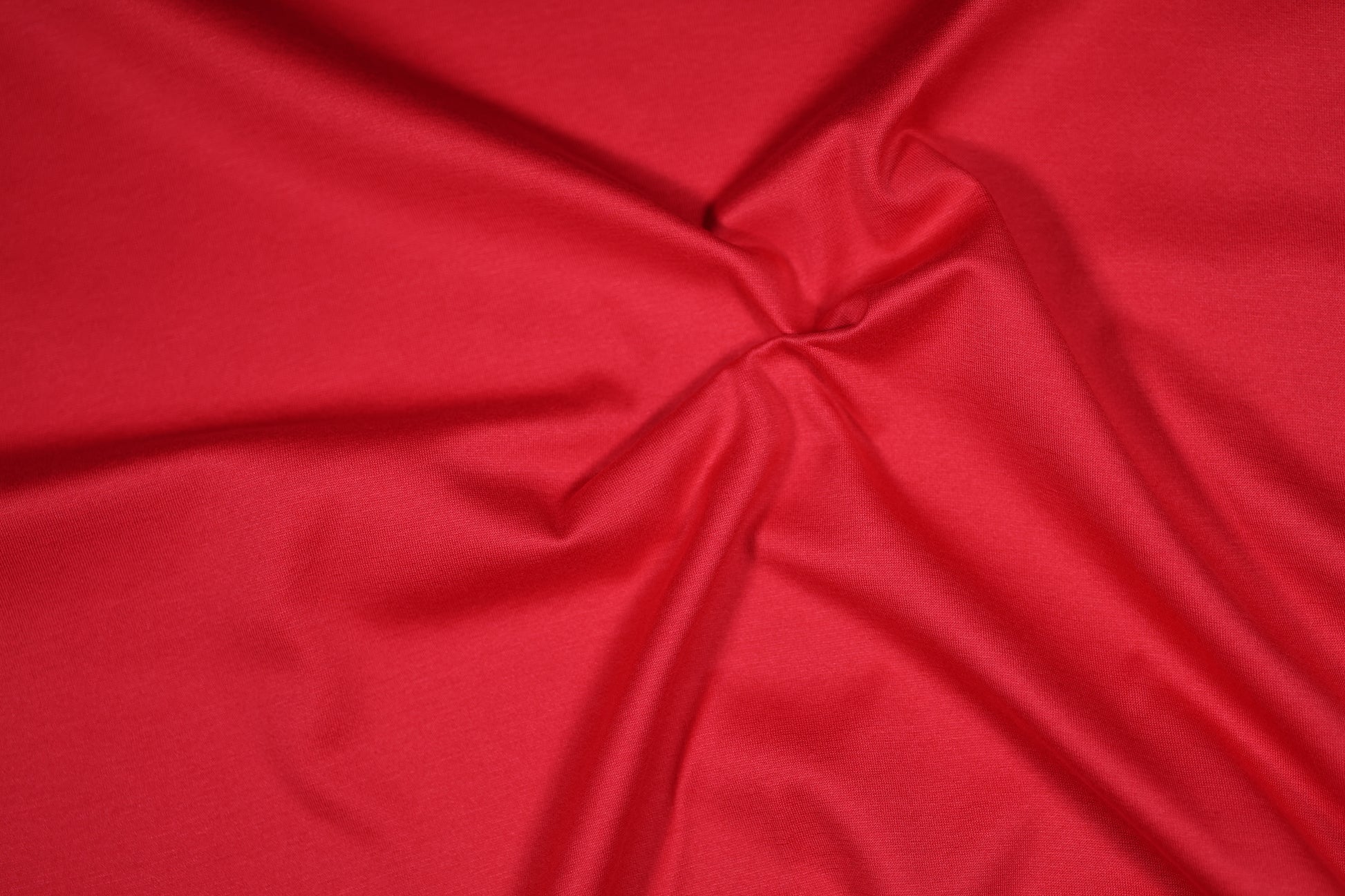 Roter Baumwolljersey – elastisch und hautfreundlich