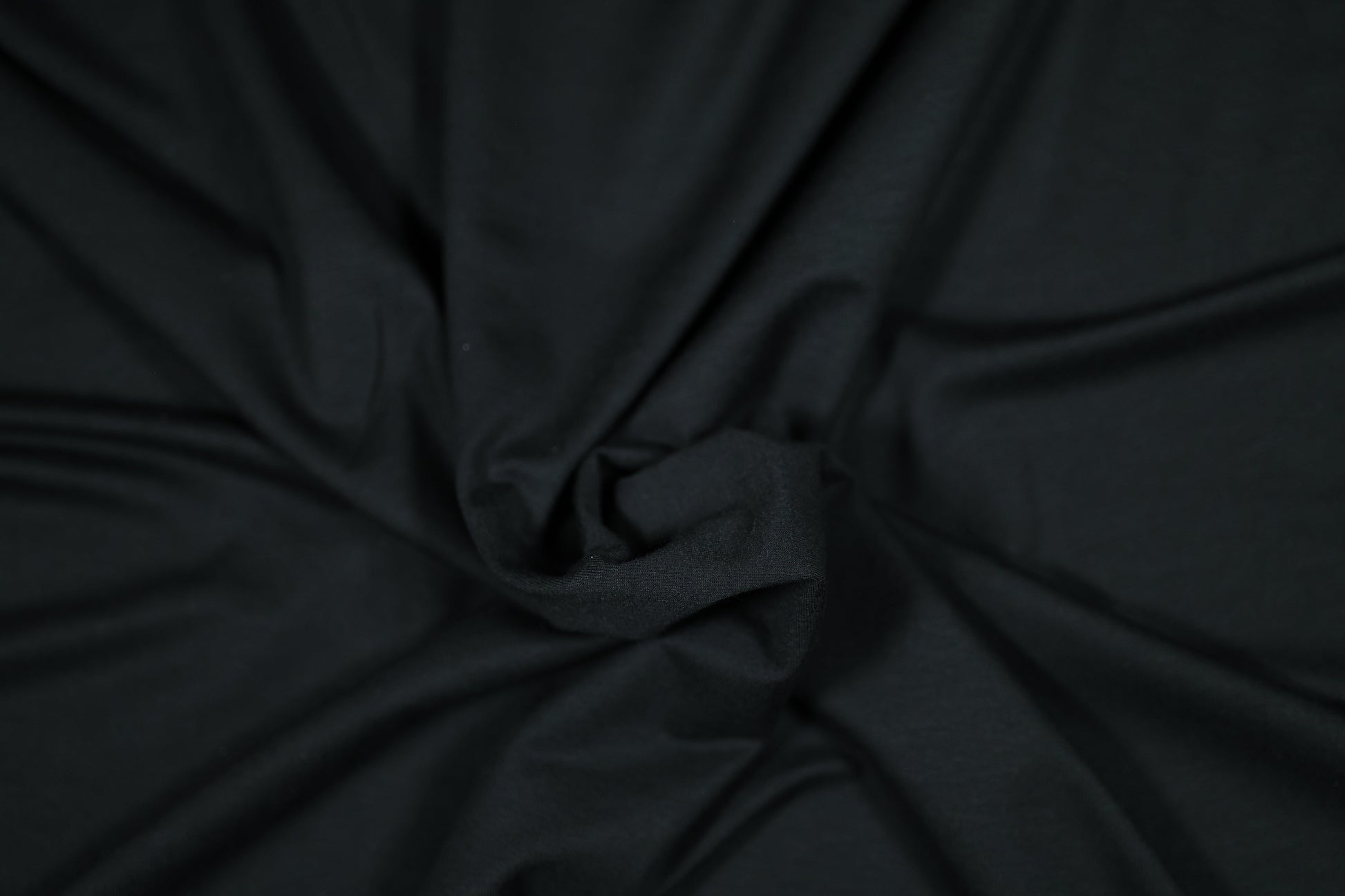 Viskosejersey in Schwarz – weich, elastisch und hautsympathisch