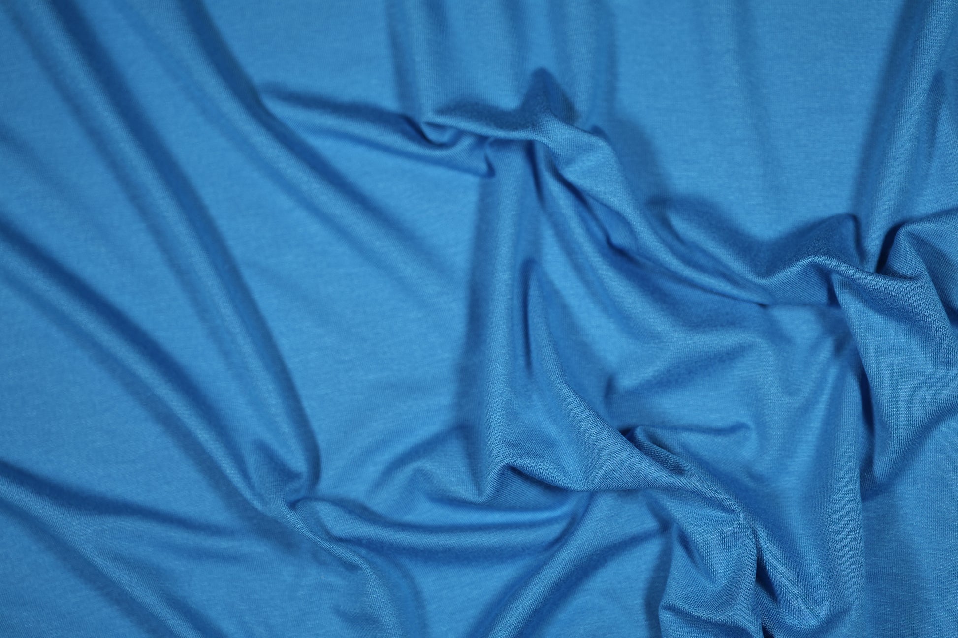 Viskosejersey in Himmelblau – weich, elastisch und hautsympathisch