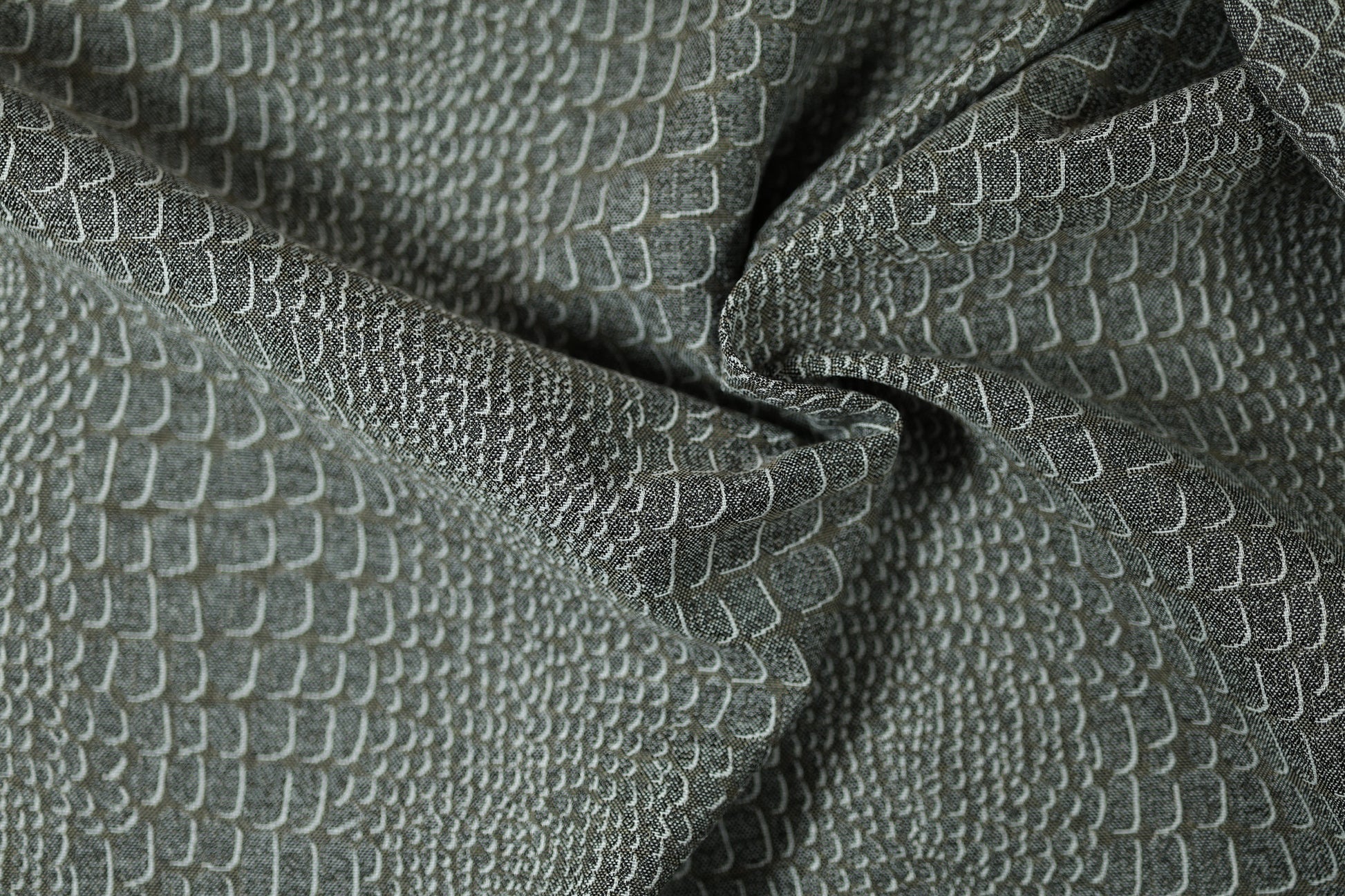 Animal Struktur Beige – weicher Stoff mit ansprechendem Design in Taupe