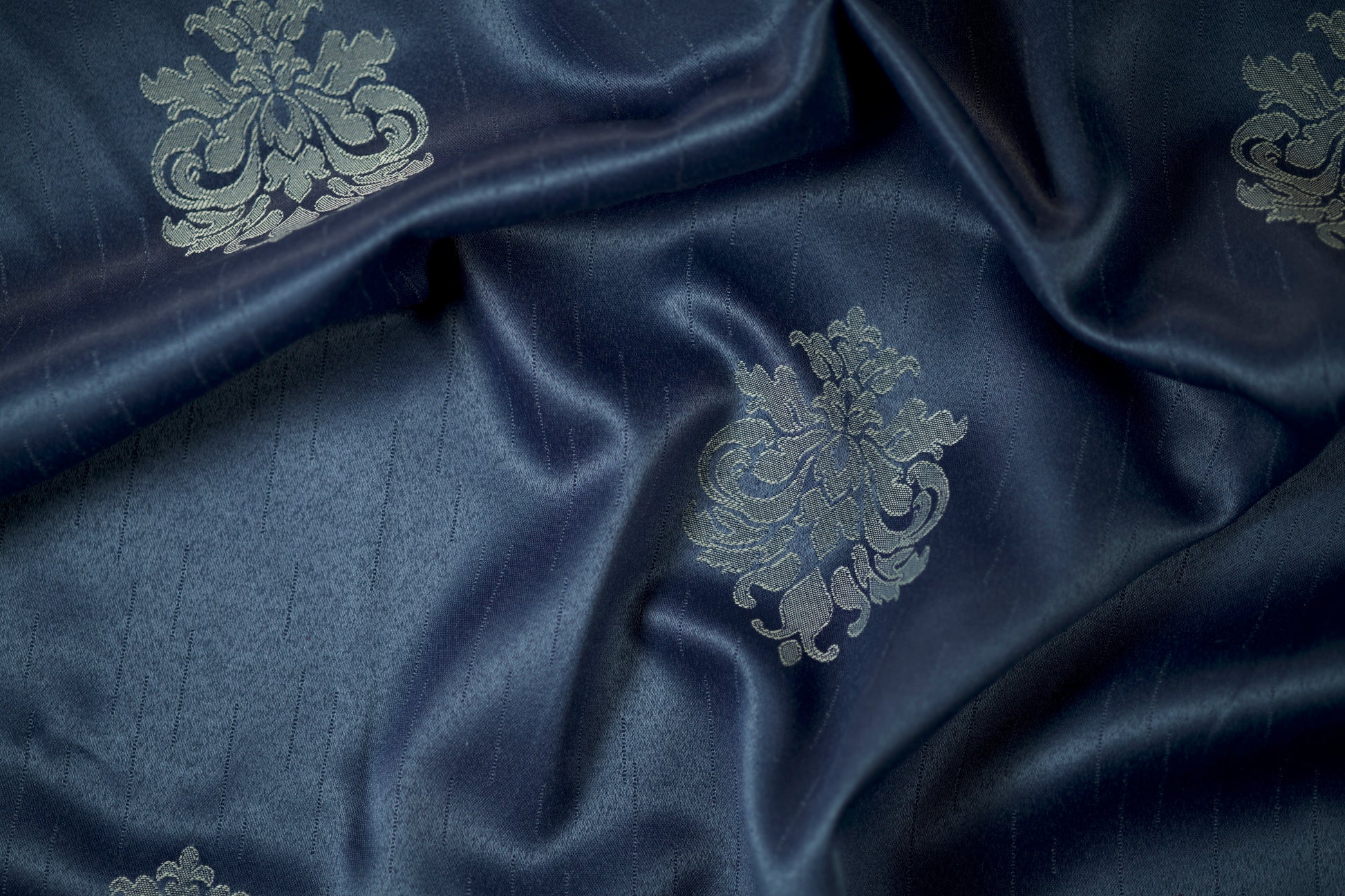Jacquard Damast – Marineblau – hochwertiger Polsterstoff ideal für Vorhänge und Sessel
