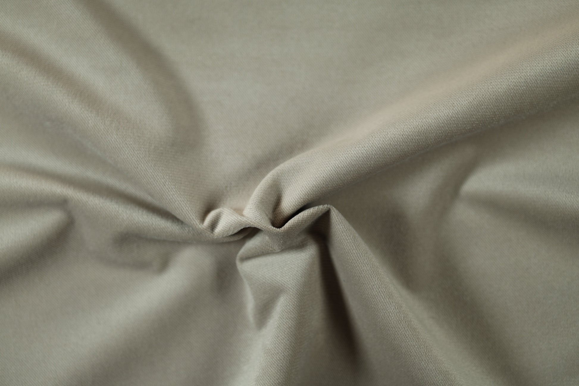 Möbelstoff in Beige – ideal für Polstermöbel und Dekoration