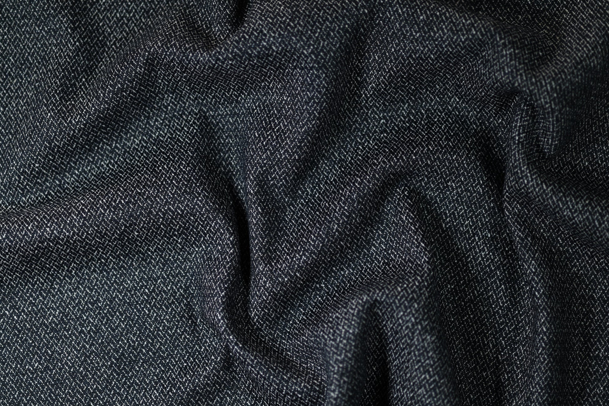 Mittelgrau Wollstoff – ideal für Mäntel, Jacken oder Accessoires