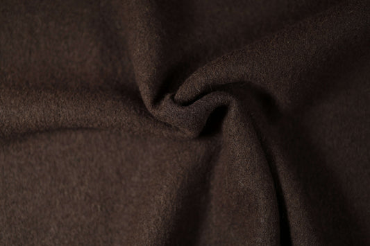 Weicher Wollstoff in Schokobraun – gemütlich und warm