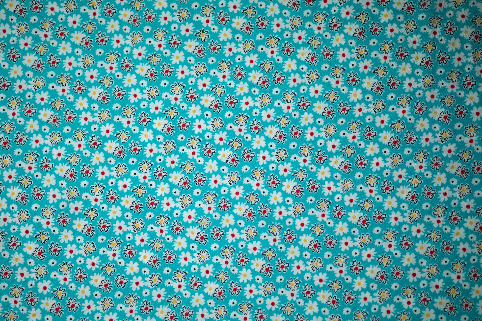 Viskosestoff – Kleine Blümchen auf Türkis – Viskosestoff mit Blumenmuster, weich und fließend – Ideal für Sommerkleider