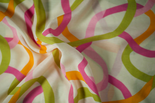 Viskosestoff mit Muster Design 5 – ideal für Blusen und Kleider