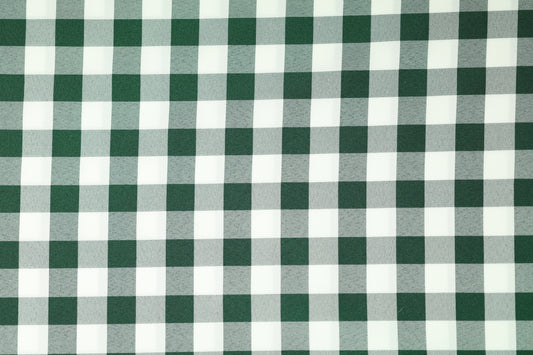 Detailansicht von Polyester Krierte – Grasgrün Karo – edle Optik in Grasgrün