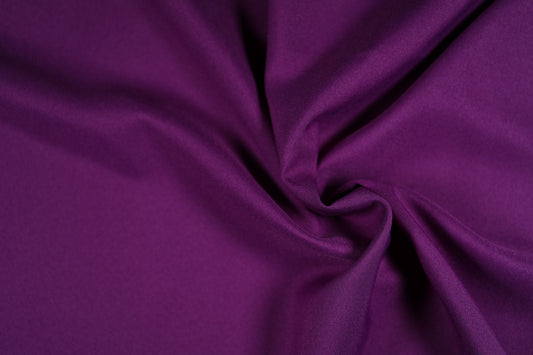 Polyester Panama Stoff in Violett – kräftiger Ton mit edlem Glanz